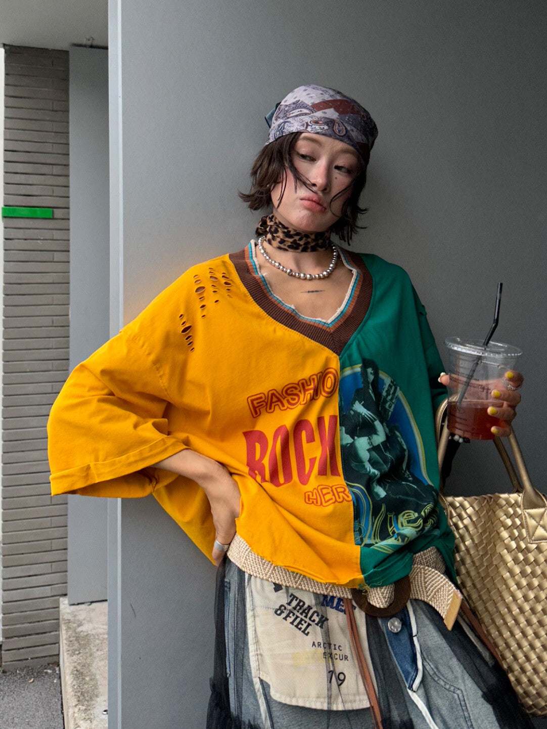 YELLOW Rebel Rock Colorblock V-Neck Tee - Sunshine Punk Energy」