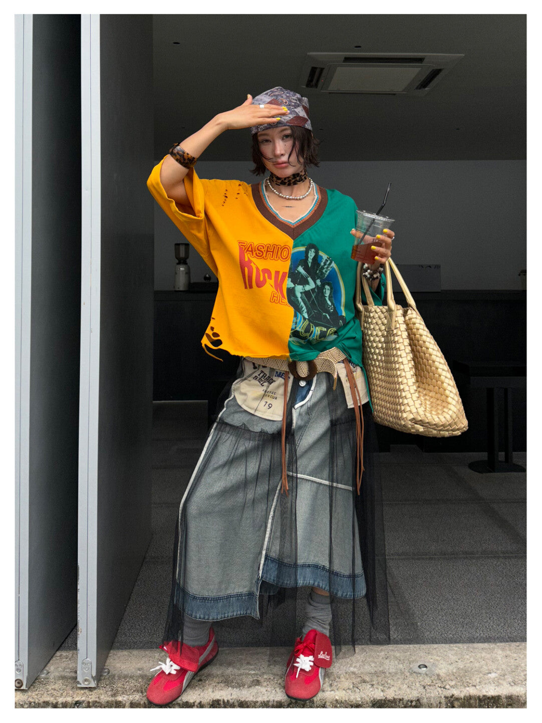YELLOW Rebel Rock Colorblock V-Neck Tee - Sunshine Punk Energy」