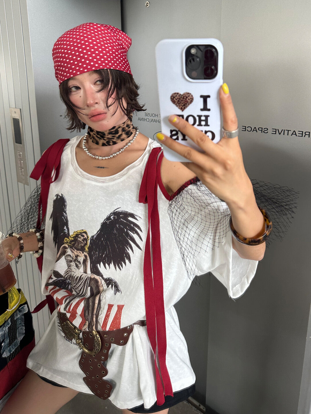 Oversized Graphic White Tee - Bold Statement Essential」
