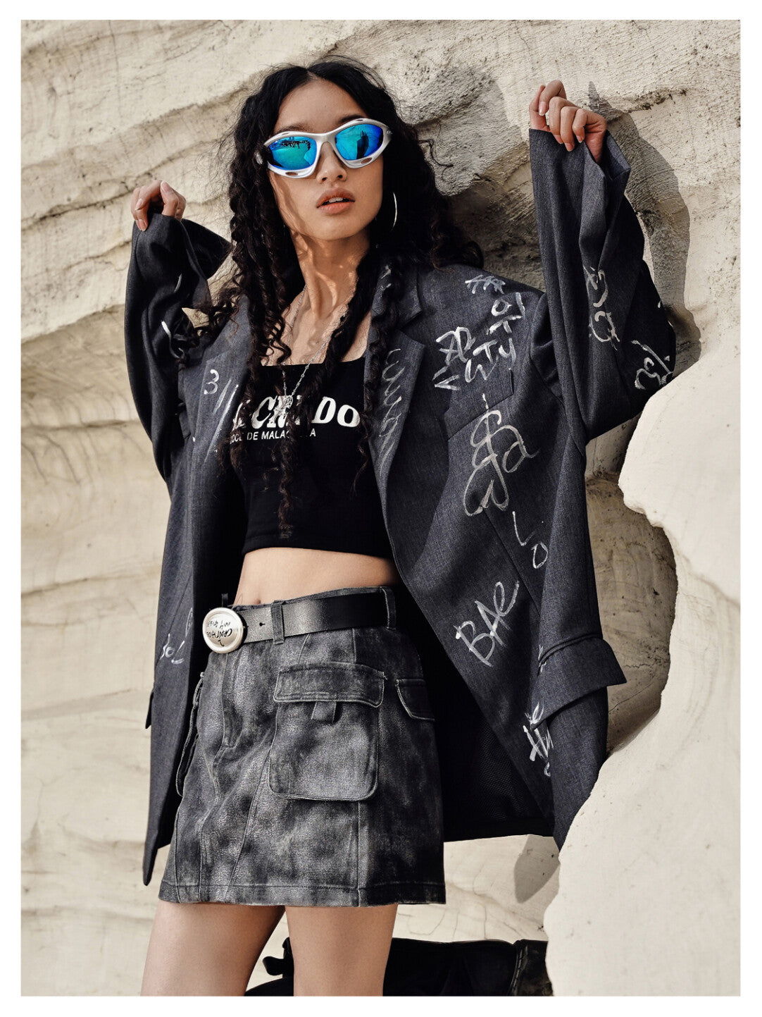 Oversized Hand-Painted Doodle Blazer - Streetwise Sophistication」  Product Description: