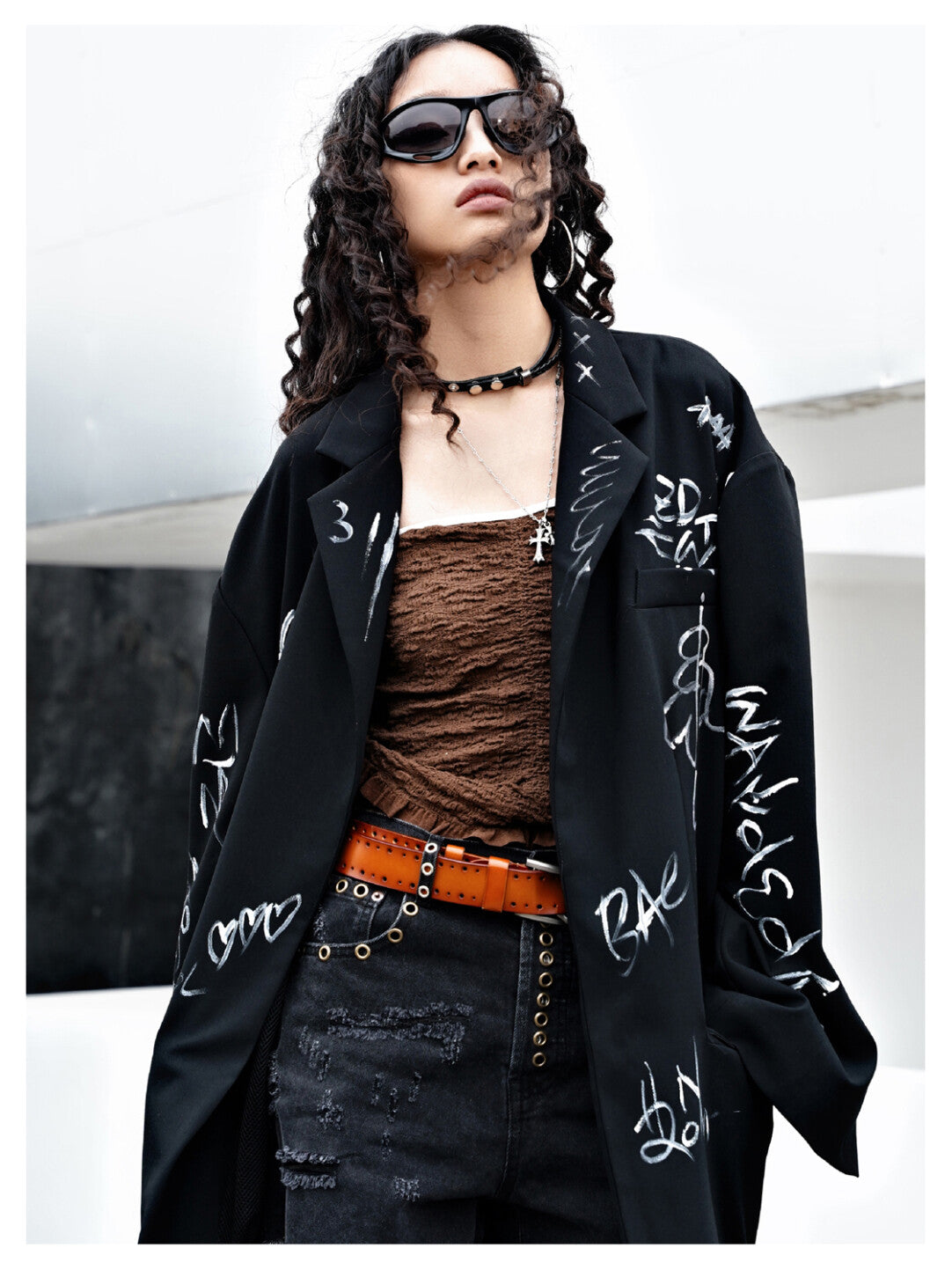 Oversized Hand-Painted Doodle Blazer - Streetwise Sophistication」  Product Description: