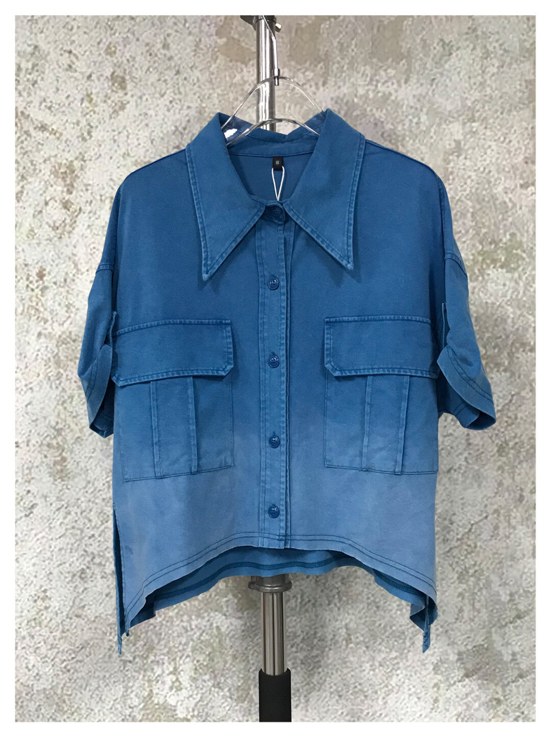 Heavy-Duty Washed Ombre Short-Sleeve Shirt - Industrial Elegance Redefined」