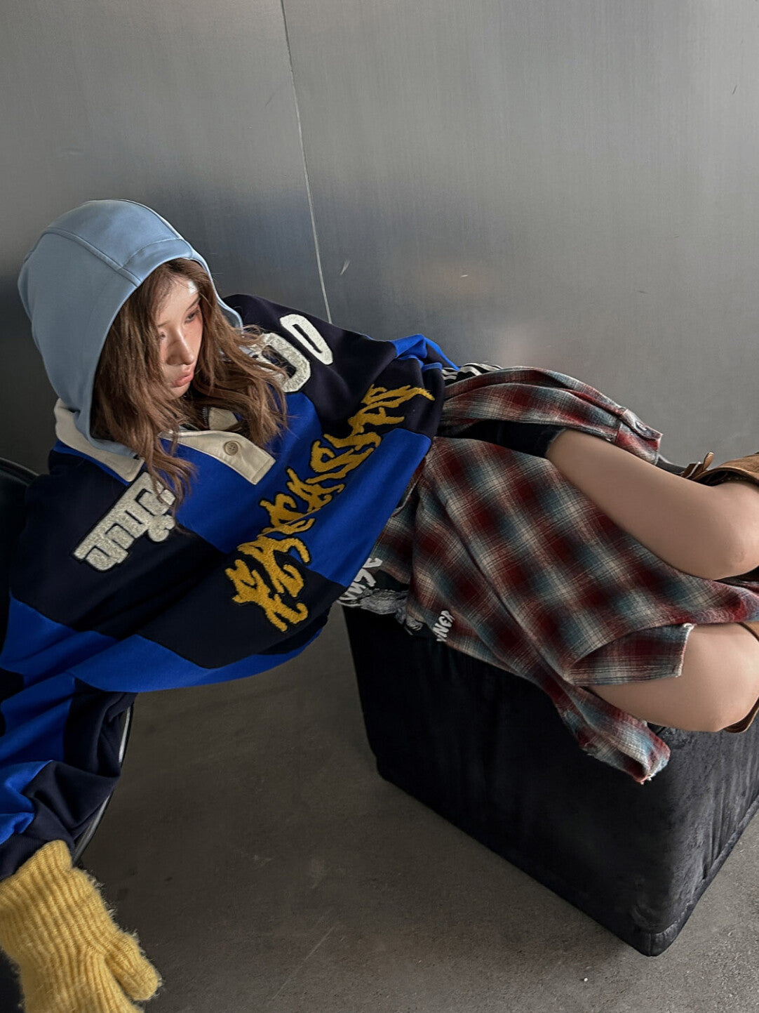 Refined Sport-Chic Colorblock Hoodie - Where Athletic Edge Meets Tailored Sophistication