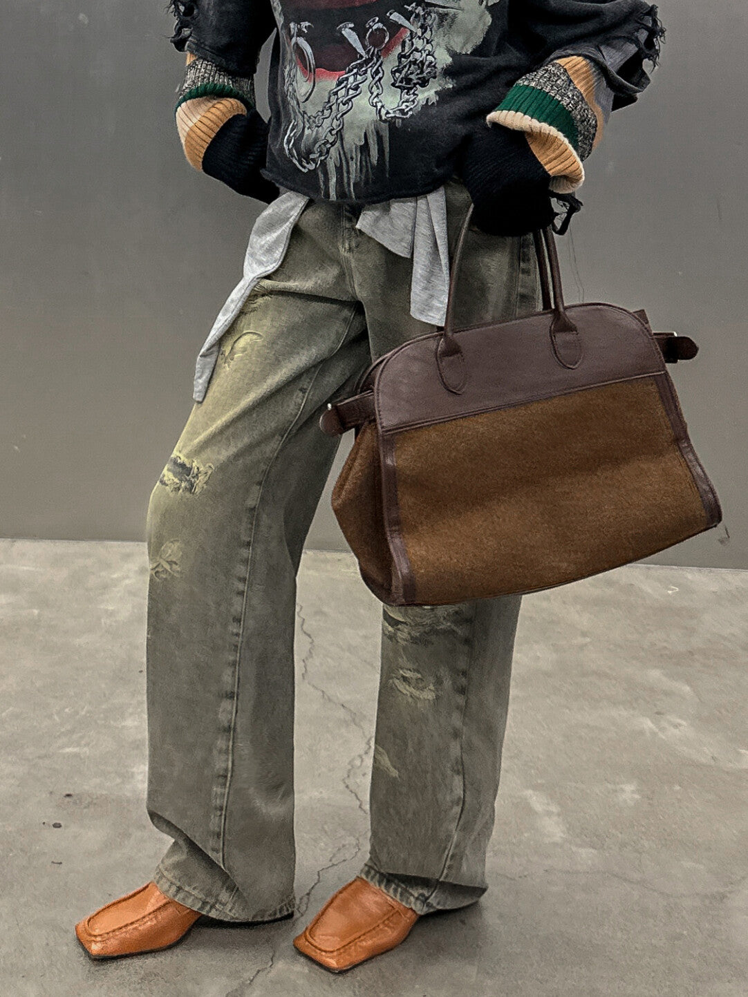 Wasteland Style Distressed Embroidered Denim Jeans - Post-Apocalyptic Elegance」