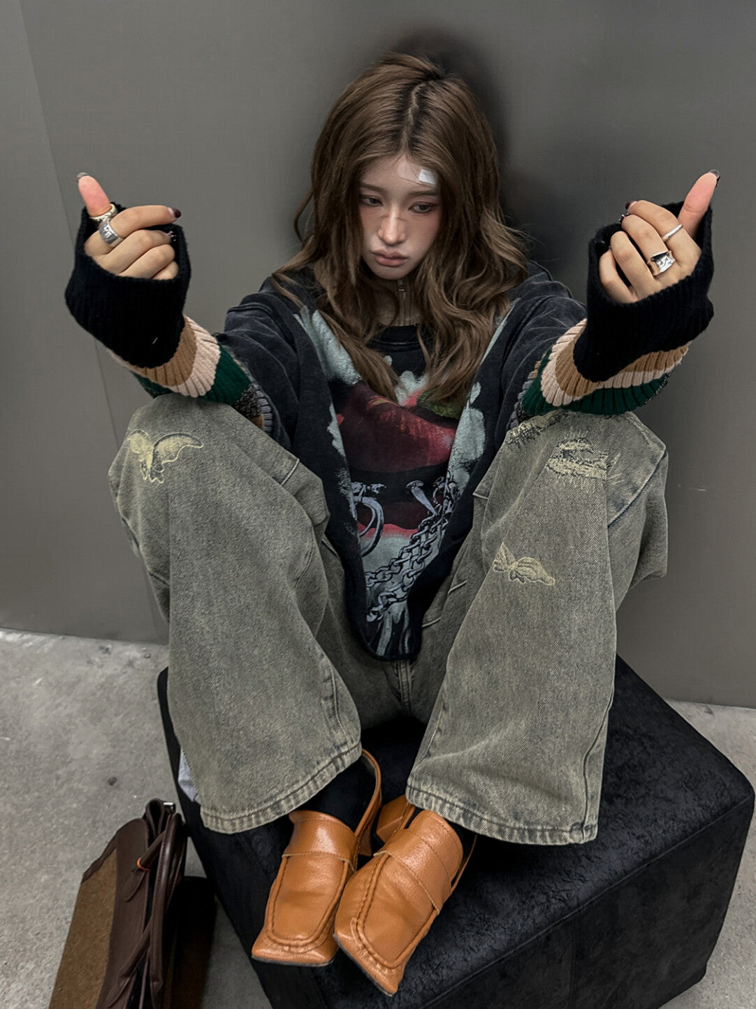 Wasteland Style Distressed Embroidered Denim Jeans - Post-Apocalyptic Elegance」